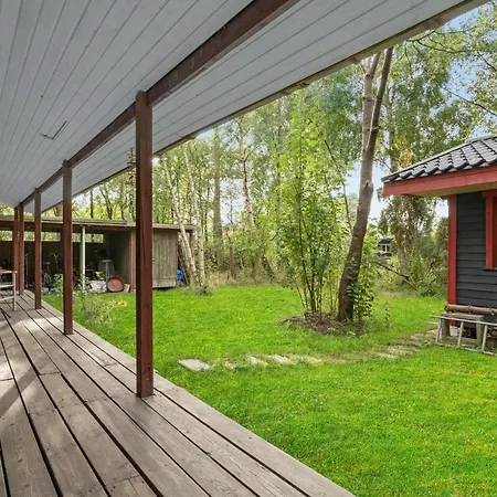 Feriehus 2 Bedroom Beautiful In *