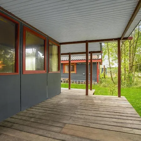 2 Bedroom Beautiful In Rødby